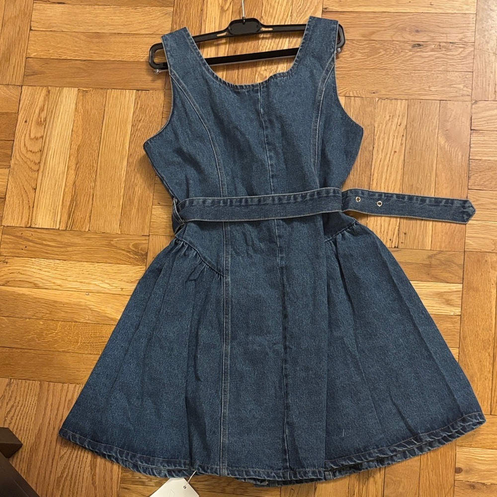 Sleeveless Blue Denim Button-Front Dress - Picture 7 of 11